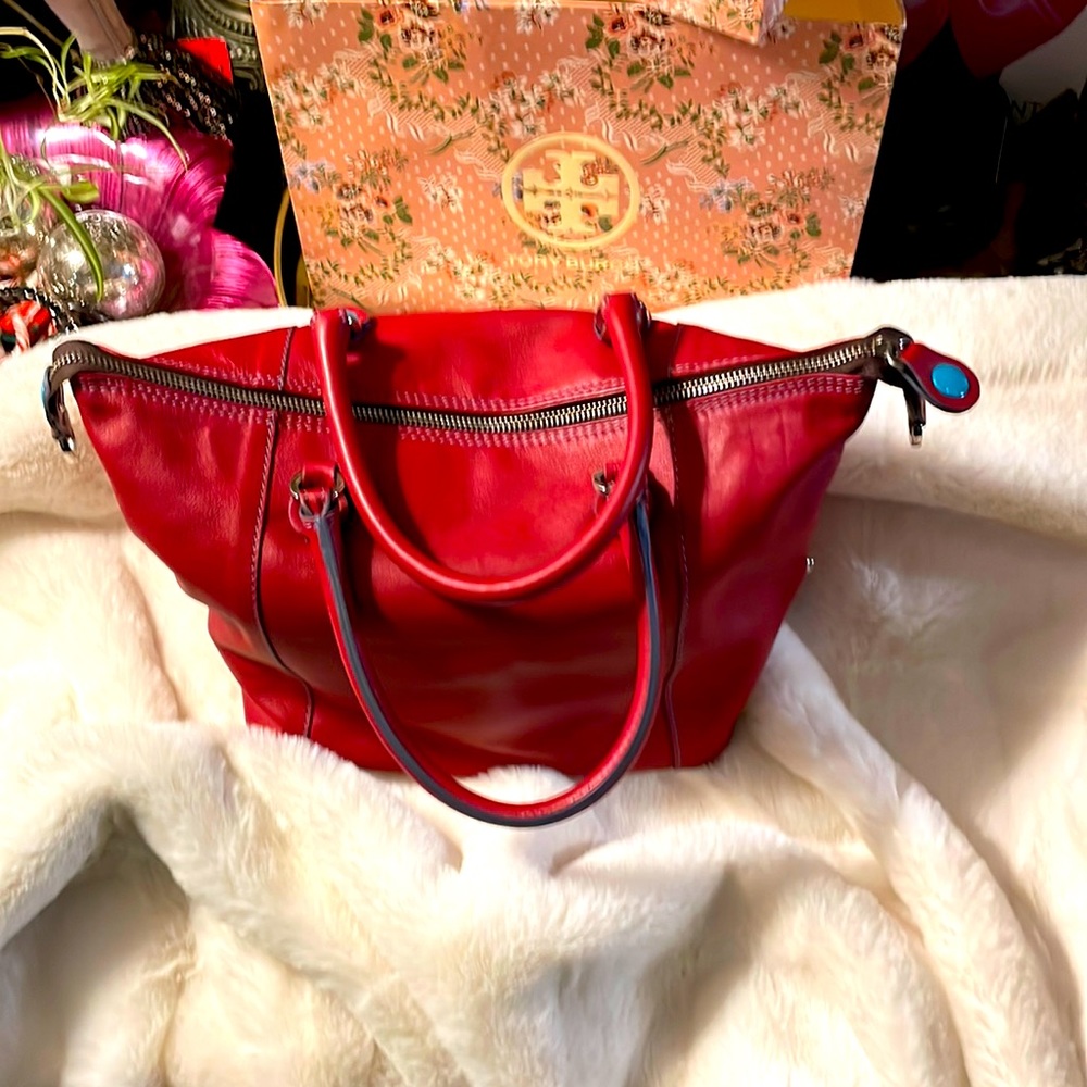GABS Made in Italy Genuine Leather Bag!🌺❤️🌺❤️